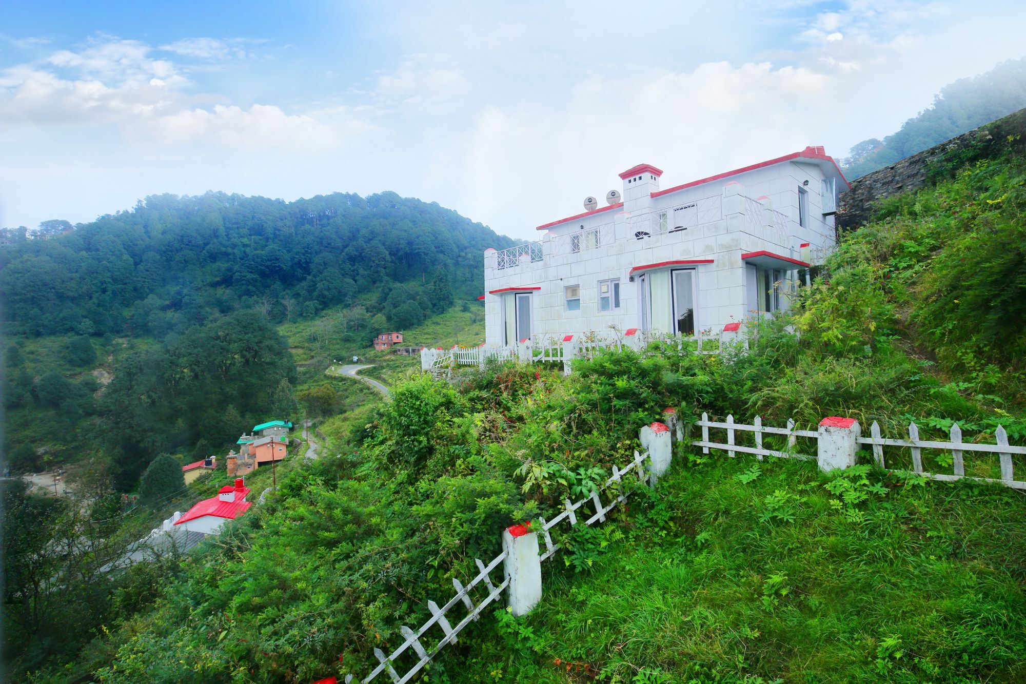The Swiss Village Resort Nainital Dış mekan fotoğraf